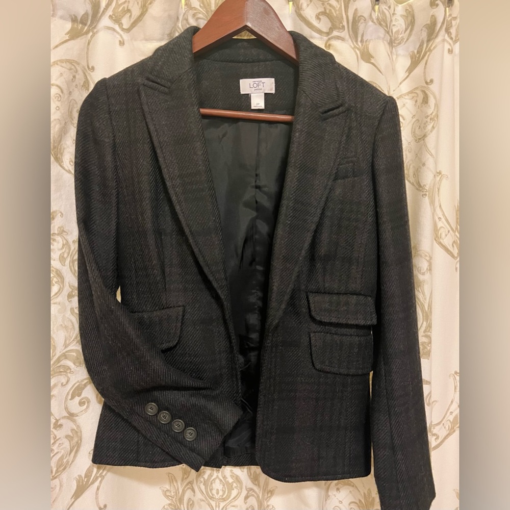 Ann Taylor Loft Size 2 Petite Gray Plaid Tone Blazer $50